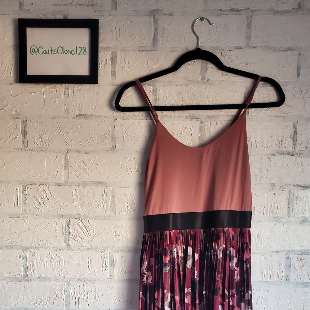 NWT Xhilaration Pink Spaghetti Strap/Floral Pleated Skirt Mid-Length Dress